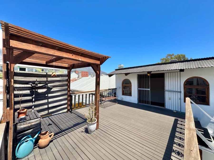 4 Bedroom Property for Sale in Woodstock Western Cape